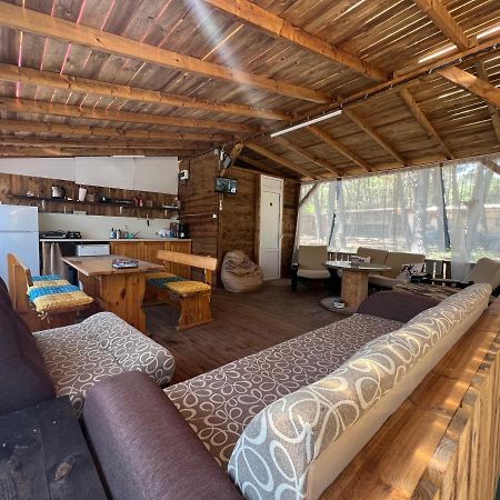 Каравана Чайка Hotel Sozopol Eksteriør billede